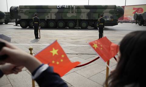 Financial Times: H Κίνα «έπιασε στον ύπνο» τις ΗΠΑ με τη δοκιμή υπερηχητικού πυραύλου