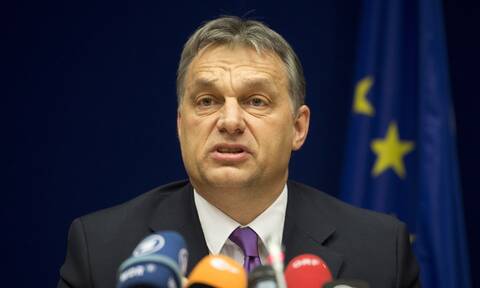 Ουγγαρία: To αουτσάιντερ που απειλεί να «εκθρονίσει» τον εθνικιστή Ορμπάν