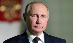 Путин предложил предоставлять два оплачиваемых выходных за вакцинацию от ковида