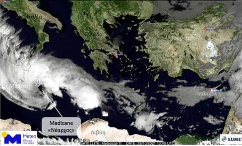 Καιρός: Απειλεί την Ελλάδα ο κυκλώνας «Νέαρχος» - Τα τελευταία νέα για την πορεία του