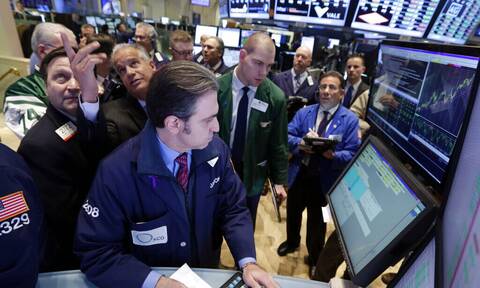 Wall Street: Κλείσιμο με άνοδο και δύο ιστορικά ρεκόρ για Nasdaq και S&P 500
