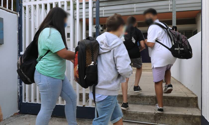 Βύρωνας: Αυτός είναι ο νεαρός επιδειξίας που παρενοχλούσε μαθήτριες