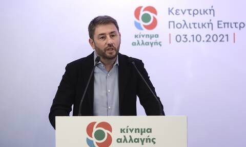Τρία debate για τις εκλογές ζητάει ο Ανδρουλάκης