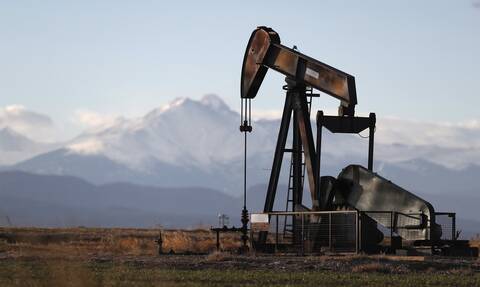 Άνοδος στην τιμή του πετρελαίου - Πλησιάζει τα 83 δολάρια το Brent