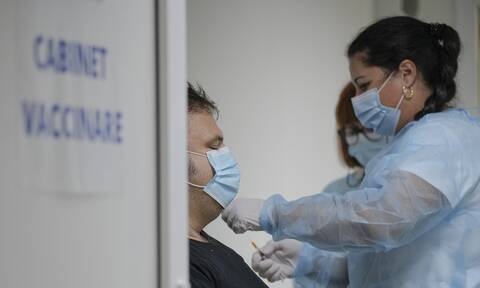 Ρουμανία: Ο Παγκόσμιος Οργανισμός Υγείας καλεί τους Ρουμάνους να εμβολιαστούν κατά του κορονοϊού