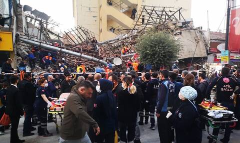 Τουρκία: Δέκα άνθρωποι έχουν εγκλωβιστεί σε κτίριο που κατέρρευσε στη Μαλάτια