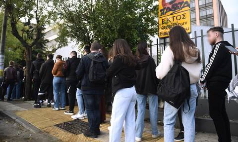 Θεσσαλονίκη: Χιλιάδες φοιτητές ετοιμάζουν εξόρμηση στη Βουλγαρία που «βράζει» από κορονοϊό