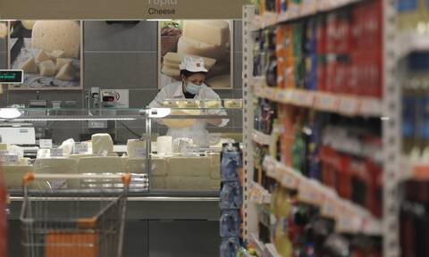 Κορονοϊός: Δημοσιεύτηκαν στο ΦΕΚ τα νέα μέτρα στα σούπερ μάρκετ – Τι αλλάζει από σήμερα