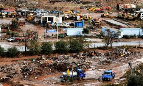Μάνδρα Αττικής: 4 χρόνια από τις φονικές πλημμύρες -  Όταν η λάσπη και το νερό έσβησαν τα όνειρα