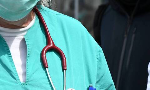 Πλεύρης: Μέσα στην εβδομάδα η επιστράτευση των ιδιωτών γιατρών