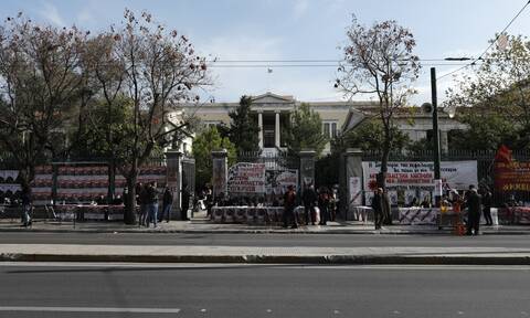 Πολυτεχνείο 2021: «Αστακός» η Αθήνα για την επέτειο της εξέγερσης – Πορείες και κλειστοί δρόμοι