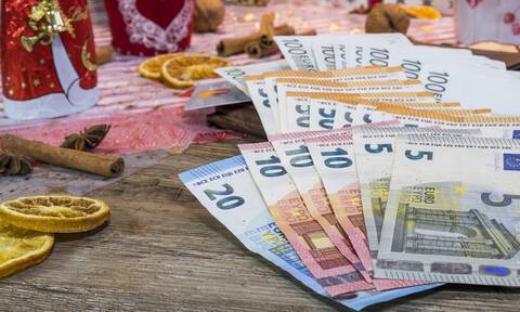 Ελάχιστο Εγγυημένο Εισόδημα: Ποιοι θα λάβουν έως και 900 ευρώ τον Δεκέμβριο