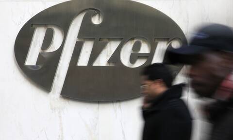 Pfizer: Άδεια παρασκευής του χαπιού για τον κορονοϊό σε 95 χώρες