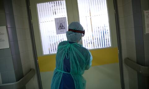Κορονοϊός: Μόλις 40 ιδιώτες γιατροί ανταποκρίθηκαν στη Βόρεια Ελλάδα - «Τρέχει» η επιστράτευση
