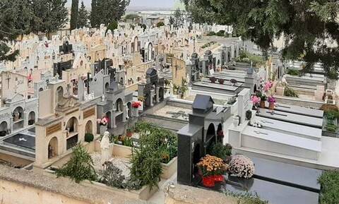 Μυστήριο στην Κύπρο με την κλοπή σορού γυναίκας από τάφο - Συνδέεται με μάρτυρα υπό προστασία;