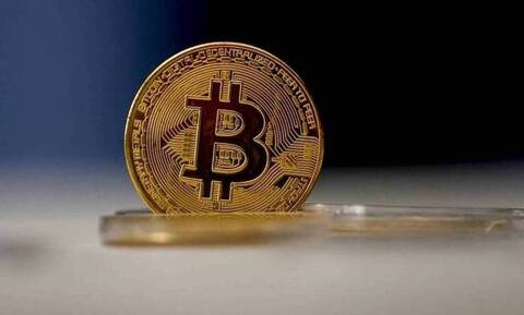 Παραμένει κάτω από τα 60.000 δολάρια το Bitcoin