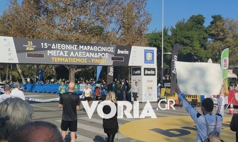 Μαθήματα ζωής από τη Σόνια Τσεκίνη που πολεμάει τον καρκίνο και τερμάτισε τον Μαραθώνιο Θεσσαλονίκης