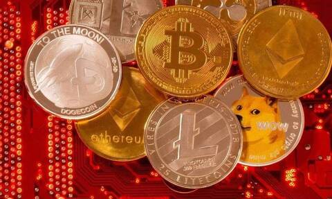 Κάτω από τα 58.000 δολάρια υποχωρεί το Bitcoin