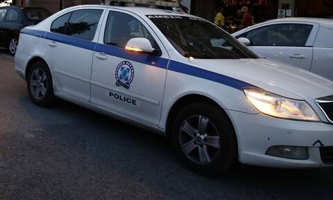 Θεσσαλονίκη: 50χρονος μαχαίρωσε γυναίκα και τον γιο της