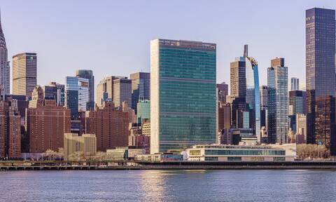 ΟΗΕ: Ένοπλος έξω από τα γραφεία του στη Νέα Υόρκη - Απειλεί να αυτοκτονήσει