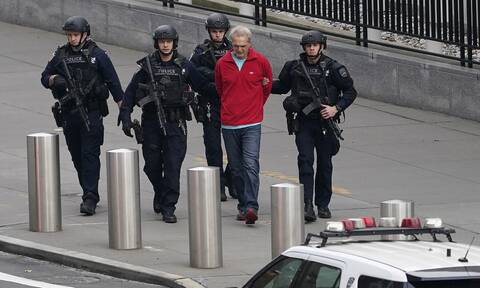 ΟΗΕ: Παραδόθηκε ο άνδρας που εμφανίστηκε ένοπλος έξω από τα γραφεία του οργανισμού στη Νέα Υόρκη