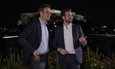 Κυριάκος Μητσοτάκης: Δείπνο με τον πρόεδρο του Λαϊκού Κόμματος της Ισπανίας, Πάμπλο Κασάδο