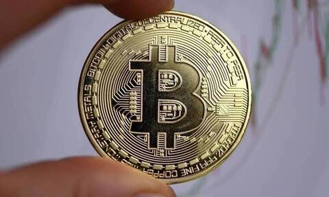 Στην περιοχή των 57.000 δολαρίων το Bitcoin