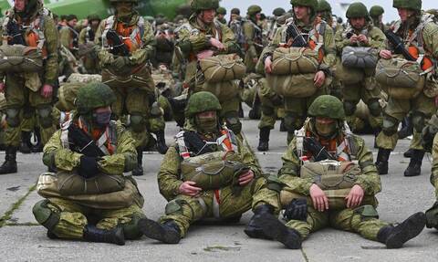 Washington Post: Η Ρωσία ετοιμάζει επίθεση με χιλιάδες στρατιώτες εναντίον της Ουκρανίας