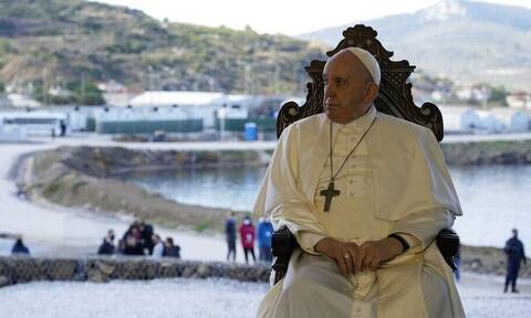 Δένδιας: Συμβολική συγκυρία η επίσκεψη του Πάπα στην Ελλάδα