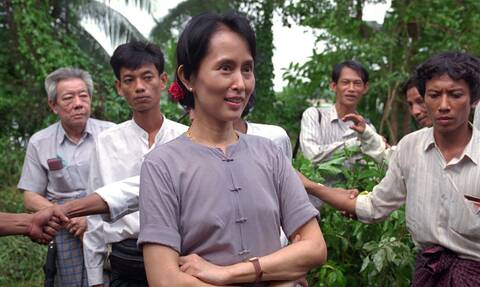 Μιανμάρ: Σε 4 χρόνια φυλάκιση καταδίκασε η χούντα την Αούνγκ Σαν Σου Κι  - Φόβοι για νέο κύμα βίας