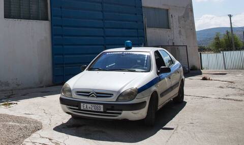 Θεσσαλονίκη: Αλγερινοί απείλησαν 18χρονο με μπαλτά μέσα στο ΑΠΘ