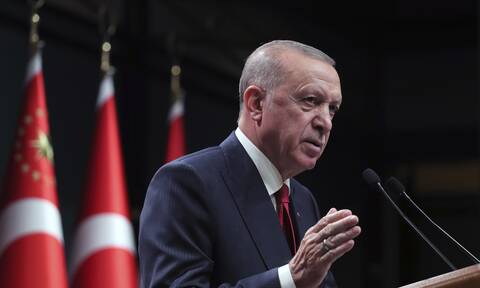 Ερντογάν: «Θέλημα Θεού» η κατάρρευση της οικονομίας – Οργή του Ιμάμογλου