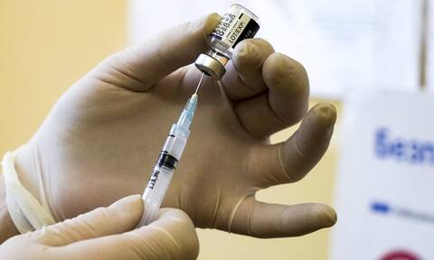 Εμβολιασμοί κατά της covid-19: Η προσπάθεια της ανθρωπότητας να ανακτήσει τη ζωή