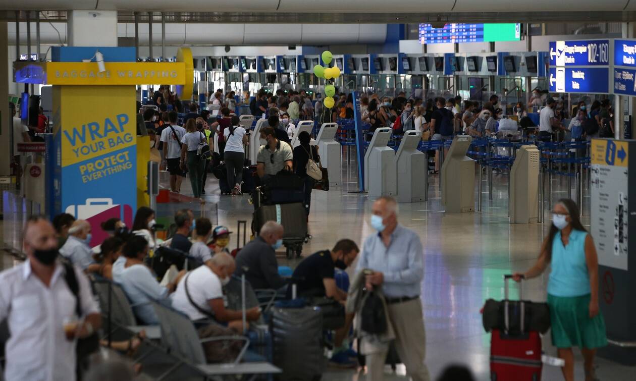 Νέα μέτρα - NOTAM: Έτσι θα εισέρχονται οι ταξιδιώτες στην Ελλάδα από την Κυριακή (19/12)