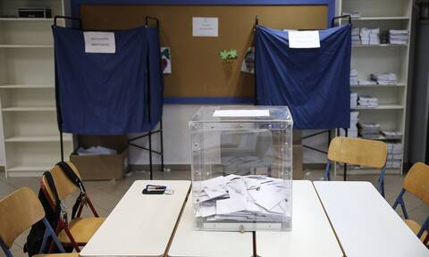 Δημοσκόπηση Marc: Η εκλογή Ανδρουλάκη έφερε την άνοδο του ΚΙΝΑΛ – Η διαφορά ανάμεσα σε ΝΔ και ΣΥΡΙΖΑ