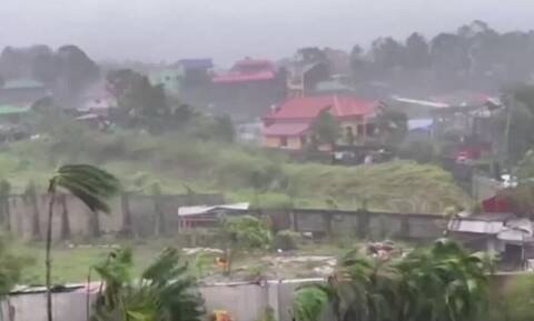 Φιλιππίνες: Τρομακτικές εικόνες από το χτύπημα του τυφώνα Ράι - Νεκροί και τεράστιες καταστροφές