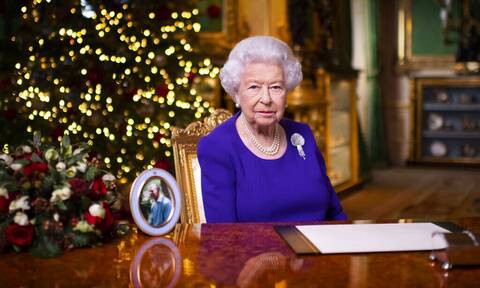 Βασίλισσα Ελισάβετ: Πώς θα περάσει τα πρώτα Χριστούγεννα μετά τον θάνατο του Πρίγκιπα Φιλίππου