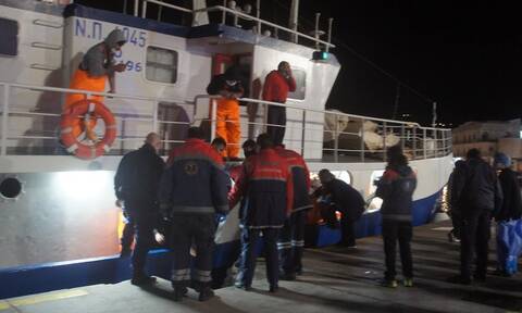 Τραγωδία στο ναυάγιο με μετανάστες στην Πάρο: 16 οι νεκροί – Ανάμεσά τους βρέφος και πατέρας με κόρη