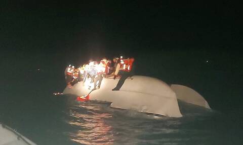 Τραγωδία στο Αιγαίο: Σορός μετανάστη από το ναυάγιο της Πάρου βρέθηκε στην Τήνο