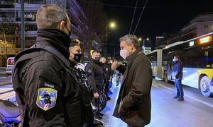 Παραμονή Πρωτοχρονιάς μαζί με αστυνομικούς της ομάδας ΔΙΑΣ για τον Κυριάκο Μητσοτάκη