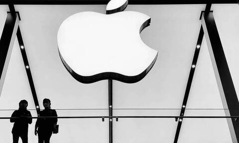 Apple: Έγινε η πρώτη εταιρία με αξία πάνω από 3 τρισ. δολάρια