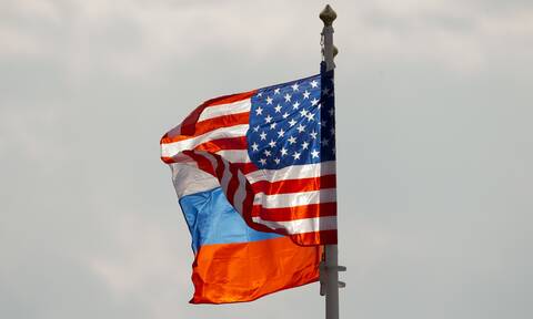 Ρωσία-ΗΠΑ: Η ρωσική αντιπροσωπεία έφθασε στη Γενεύη ενόψει των συνομιλιών με τις Ηνωμένες Πολιτείες