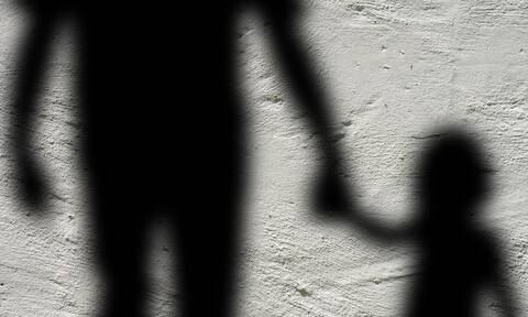 Κως: Σε δίκη 52χρονος για σεξουαλική κακοποίηση της ανήλικης κόρης της συντρόφου του