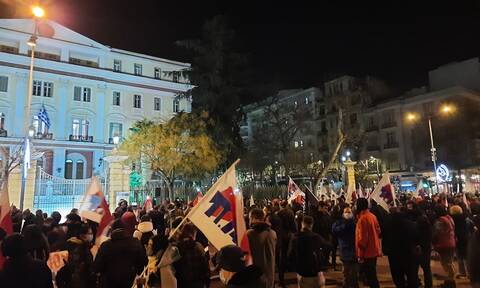 Θεσσαλονίκη: Διαμαρτυρία Εργατικών Σωματείων στο ΥΜΑΘ – «Μέτρα προστασίας της υγείας του λαού»