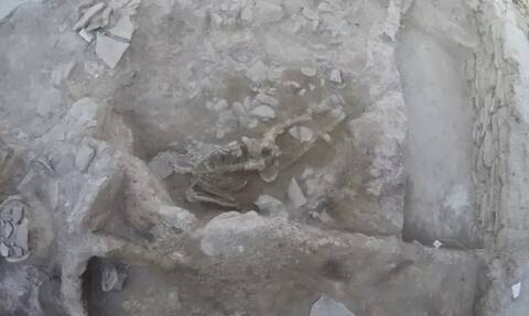 Ανακαλύφθηκε στην Τουρκία ανθρώπινος σκελετός από το αρχαίο τσουνάμι της Σαντορίνης