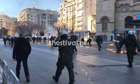 Θεσσαλονίκη: Επεισόδια σε πορεία αντιεξουσιαστών για την εκκένωση των καταλήψεων στο ΑΠΘ