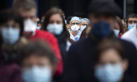 H Ευρώπη «απειλείται» από μία ασυνήθιστα μακρά περίοδο γρίπης παράλληλα με τον κορονοϊό