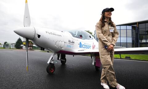 Μια 19χρονη πιλότος πετά σε όλο τον κόσμο - Ποιο ρεκόρ ετοιμάζεται να σπάσει