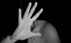 Πάτρα: Καταγγελία για ξυλοδαρμό γυναίκας από τον σύντροφό της