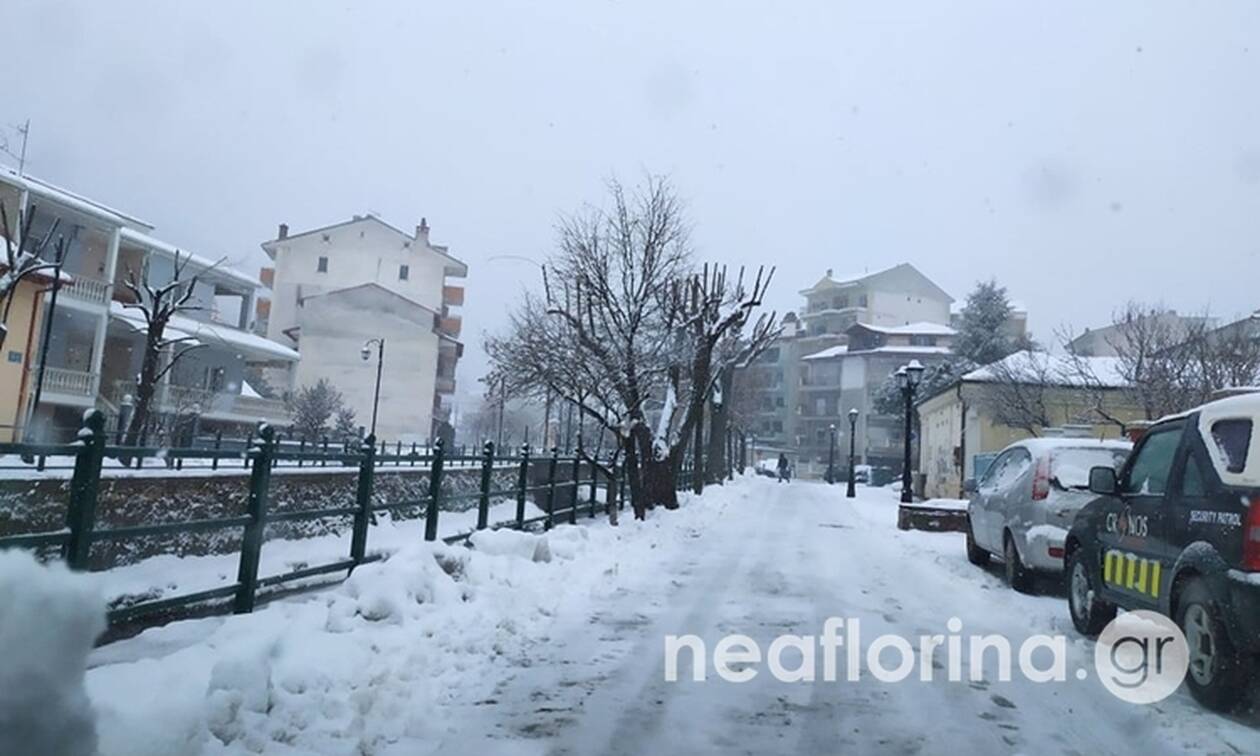 Κακοκαιρία «Ελπίδα»: Στα λευκά η Στερεά Ελλάδα και η Δυτική Μακεδονία - Ανοικτό το οδικό δίκτυο